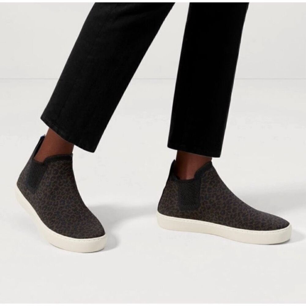Rothy's "the chelsea" washable ankle bootie in espresso spot 8.5